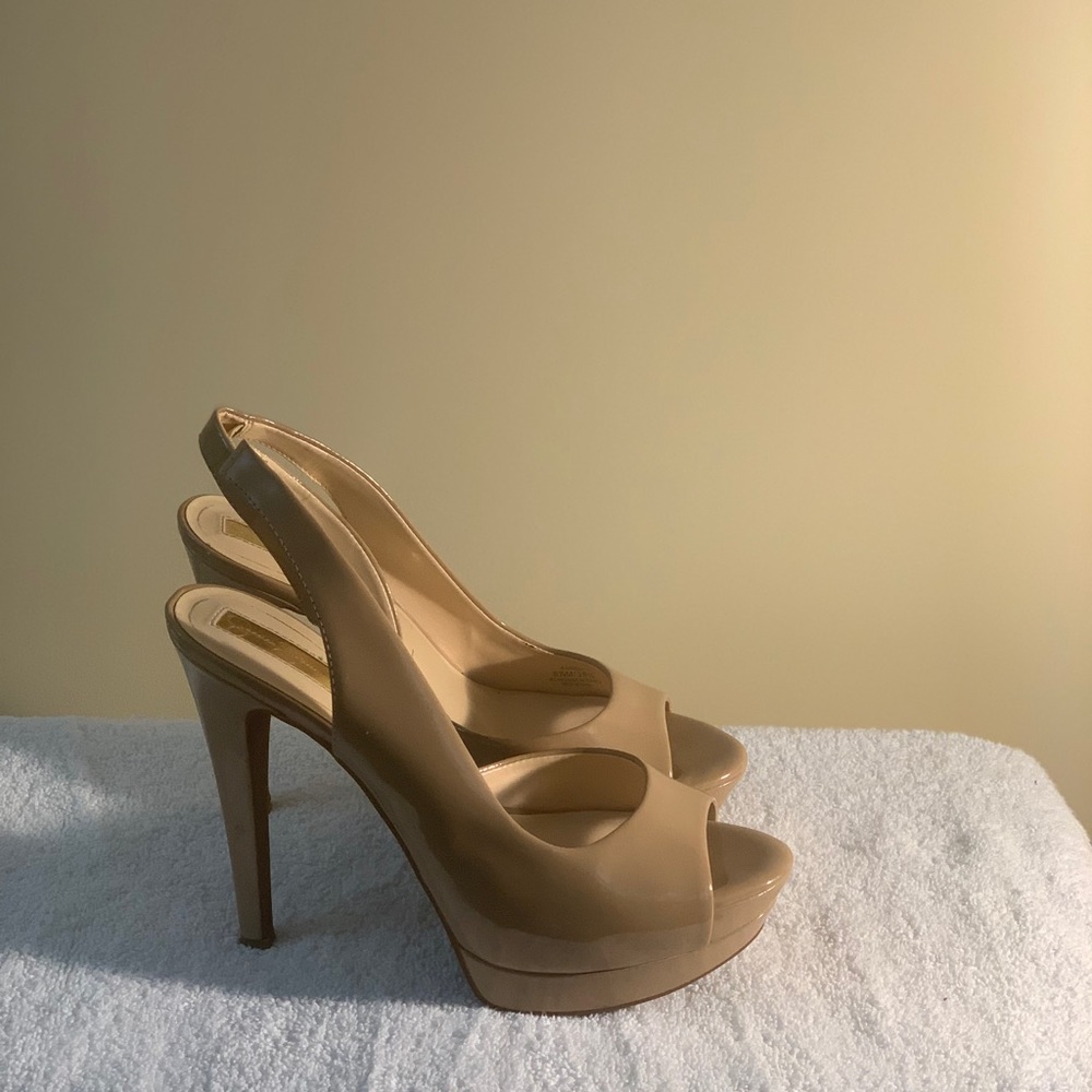 Never been worn - Picture 4 of 4